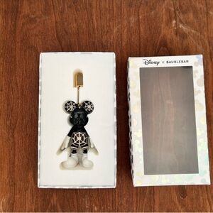 Boublebar Disney Mickey Halloween purse charm. New in box
